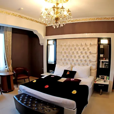 Seckin Hotel 3*