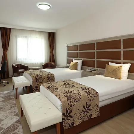 Seckin Hotel 3*